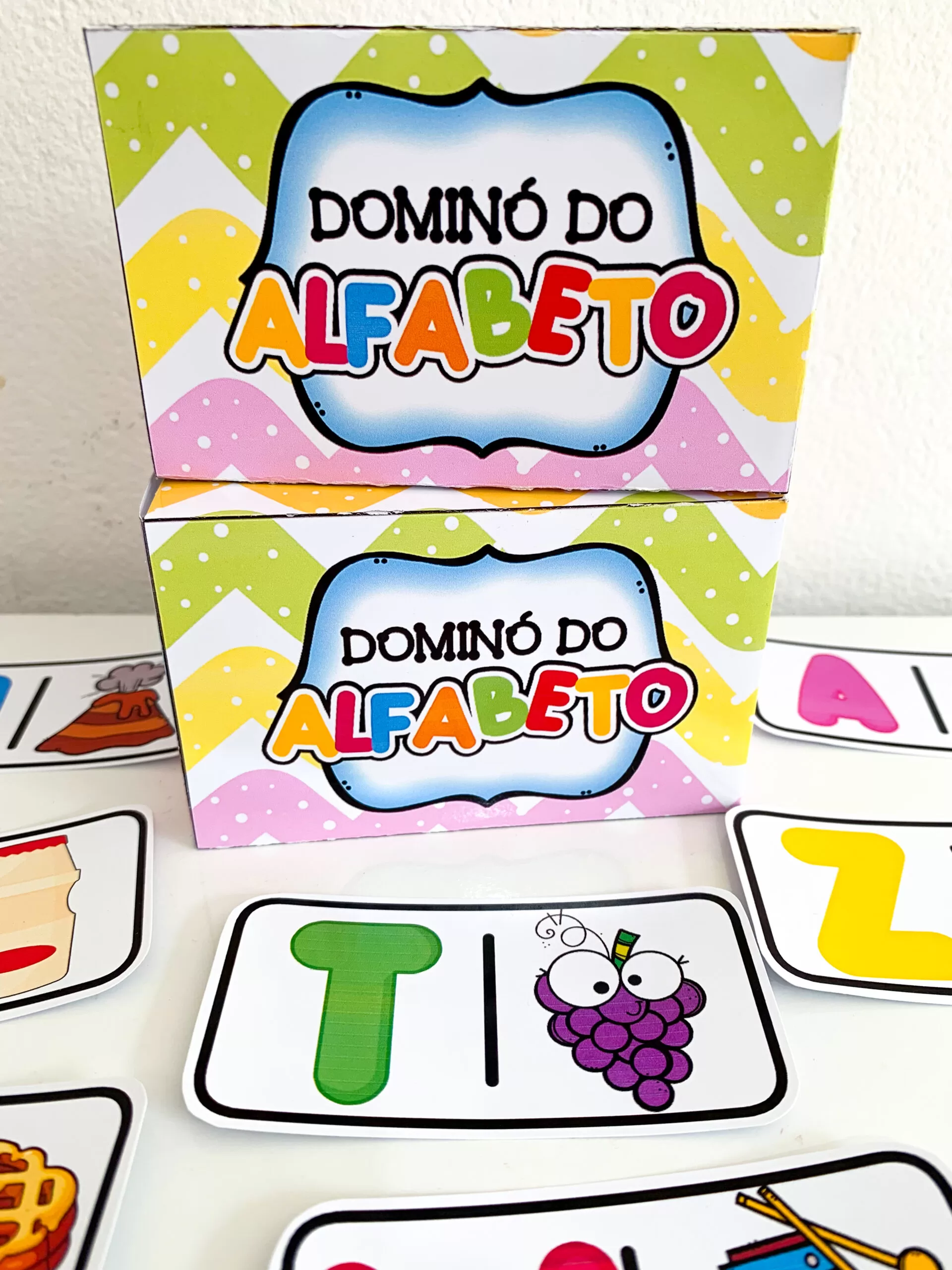 Dominó do Alfabeto