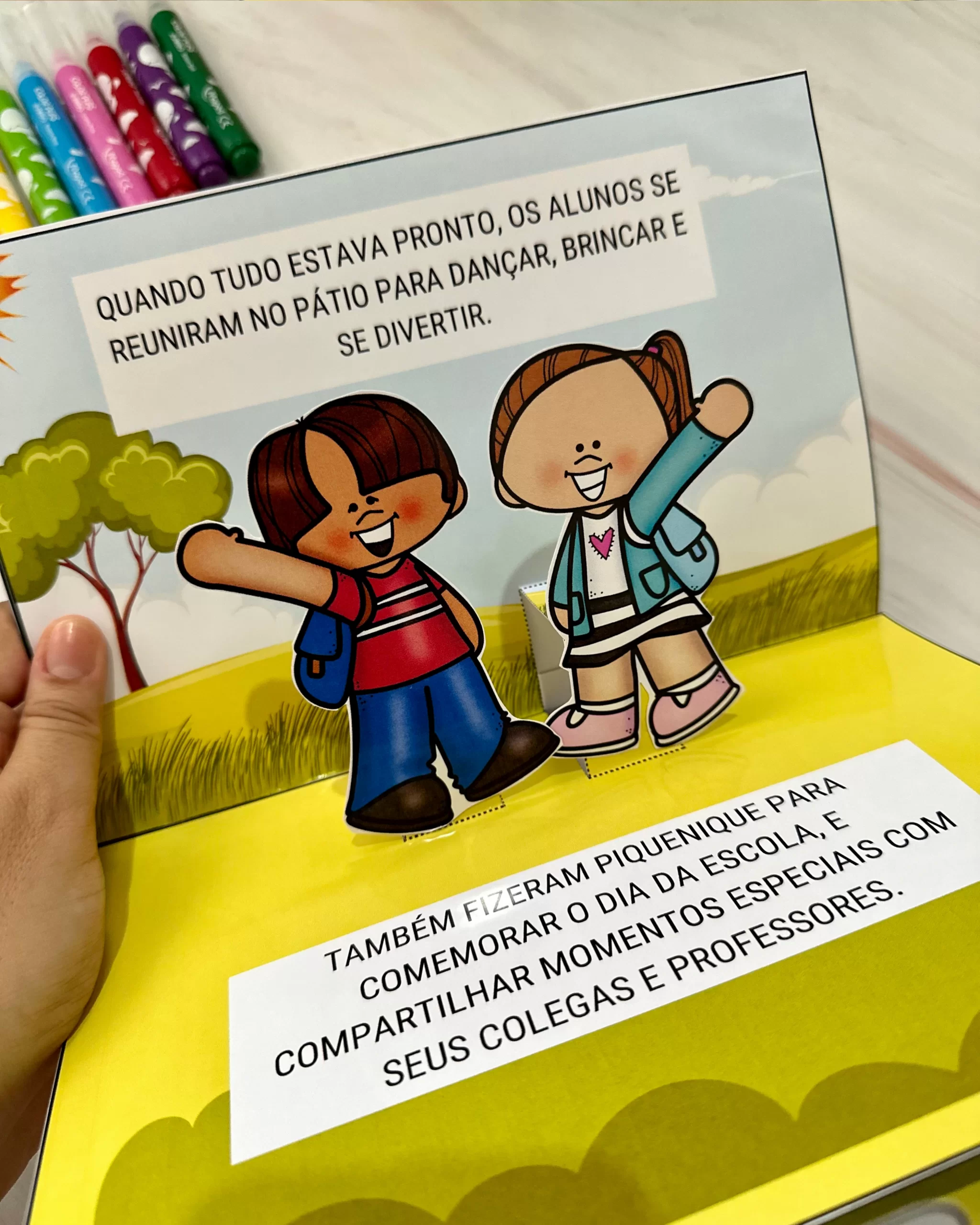 Livro 3D - Dia da Escola - Imagem 4